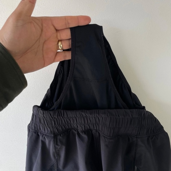 Lululemon Miles Ahead Short (2.5") - Picture 10 of 11